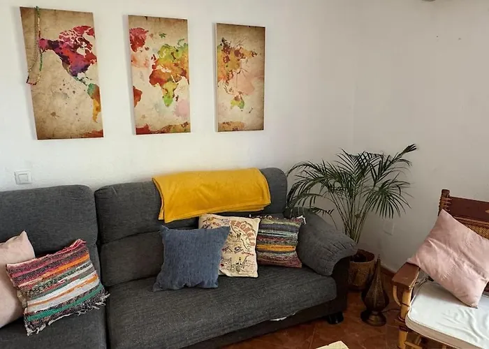 Central Apartment With Style And Comfort For 4
